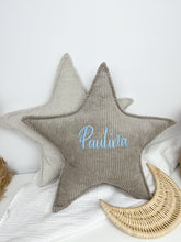 Lade das Bild in den Galerie-Viewer, Sternkissen aus Cord
