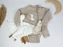 Lade das Bild in den Galerie-Viewer, oversized Sweatshirt Goose sand