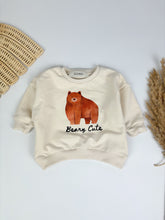 Lade das Bild in den Galerie-Viewer, Sweatshirt Beary Cute
