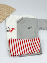 Lade das Bild in den Galerie-Viewer, T-Shirt grey melange “hej.”