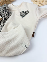 Lade das Bild in den Galerie-Viewer, Oversized Sweatshirt Leo Love
