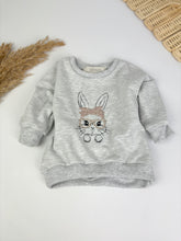 Lade das Bild in den Galerie-Viewer, Bunny Sweatshirt