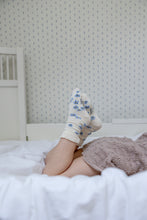 Lade das Bild in den Galerie-Viewer, Bambus Socken Forget me not