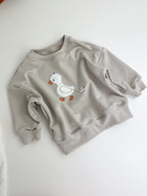 Lade das Bild in den Galerie-Viewer, oversized Sweatshirt Goose blue
